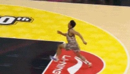 九游娱乐-21年曾输张镇麟！陈登星飞7人胯下扣篮加冕扣篮王