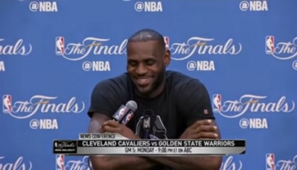 九游登录入口-詹姆斯：克莱在16总决赛G5赛前的言论激励了我 我对此一笑置之