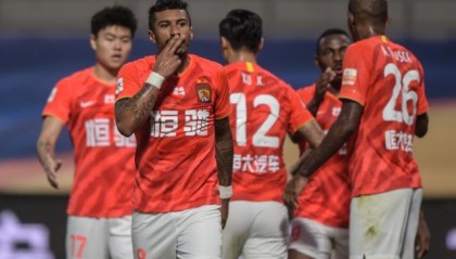 九游登录入口-卡帅事儿未解“保塔”又添乱 恒大如何收拾烂摊子？