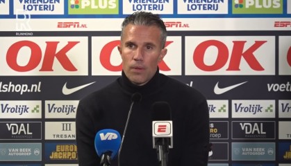 九游登录入口-被球迷怒骂"滚蛋"！范佩西：听到了，但这些年我已练就一副厚脸皮