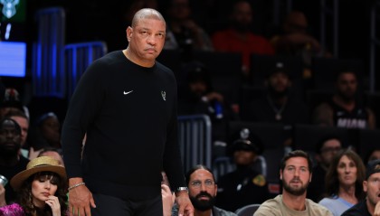 九游娱乐-离队在即？里弗斯：我有七个孙子孙女 也许是时候多去看看他们了